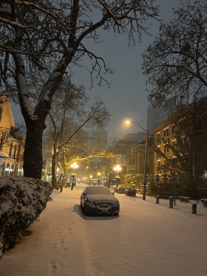 A snowy night